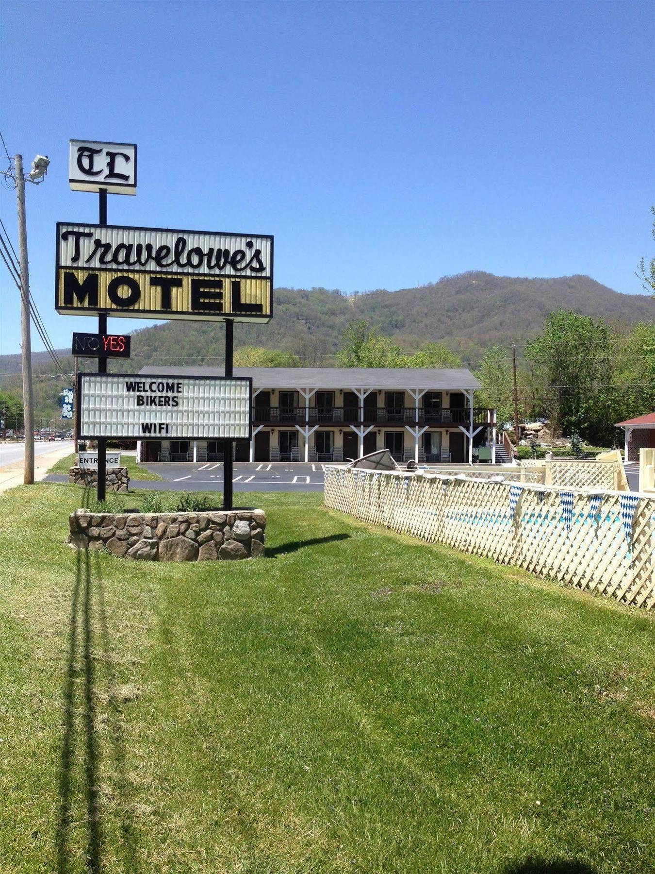 Travelowes Motel - Maggie Valley Exterior photo